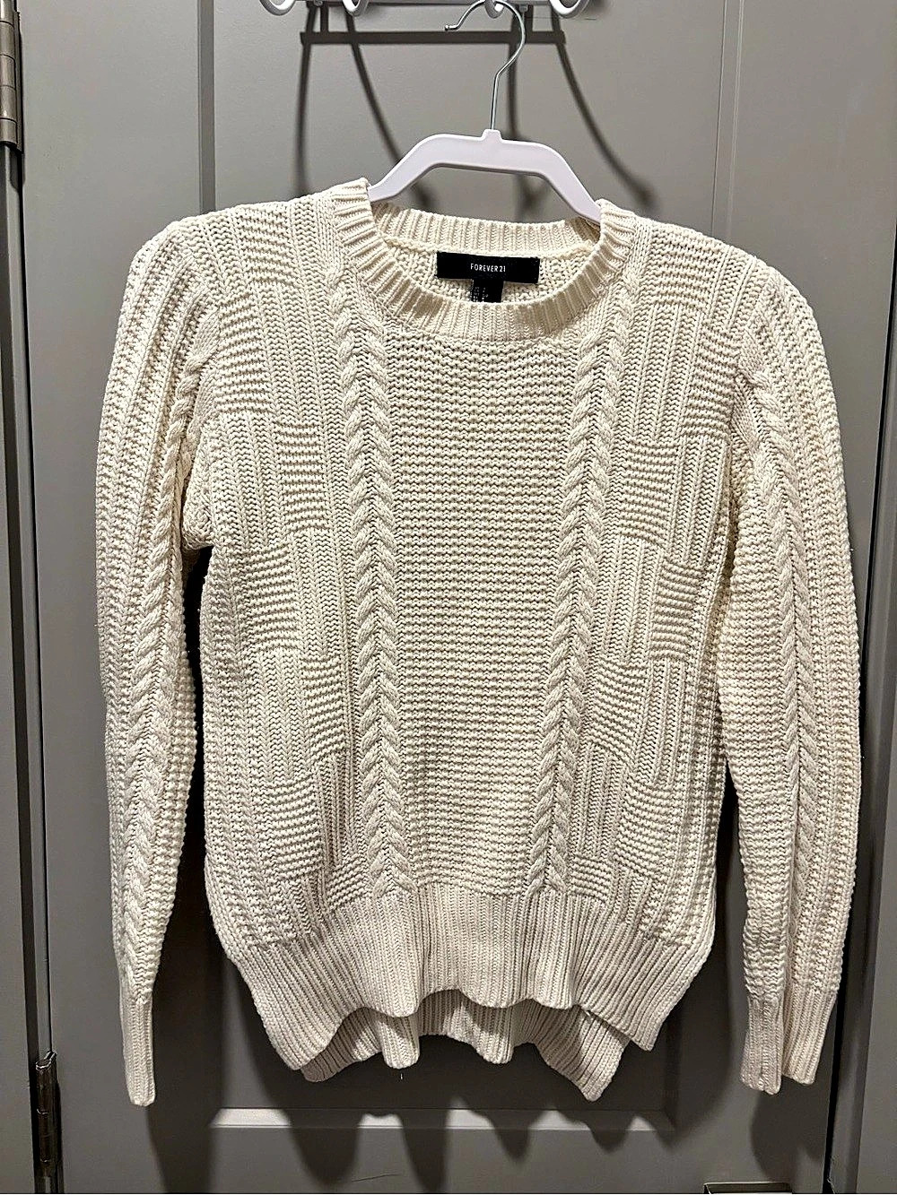 Forever 21 Cable Knit Crewneck Sweater Cream Small